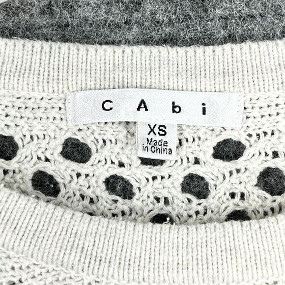 Cabi Sweater Womens XS Chunky Open Knit Peekaboo 3/4 Sleeve Boho Hippie Gypsy - Picture 3 of 7
